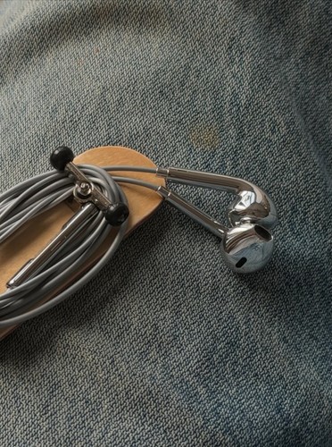 Chrome silver wired earbuds - wired,
