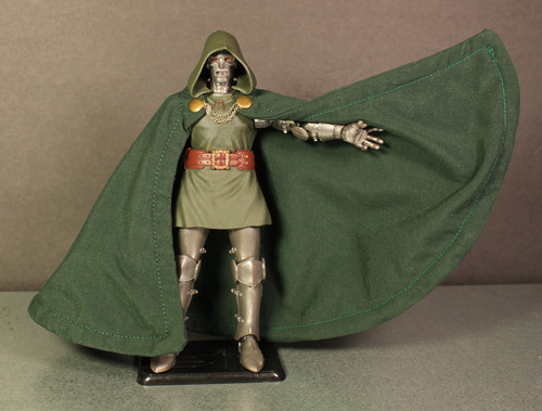 Scale wired cape - 1/12,